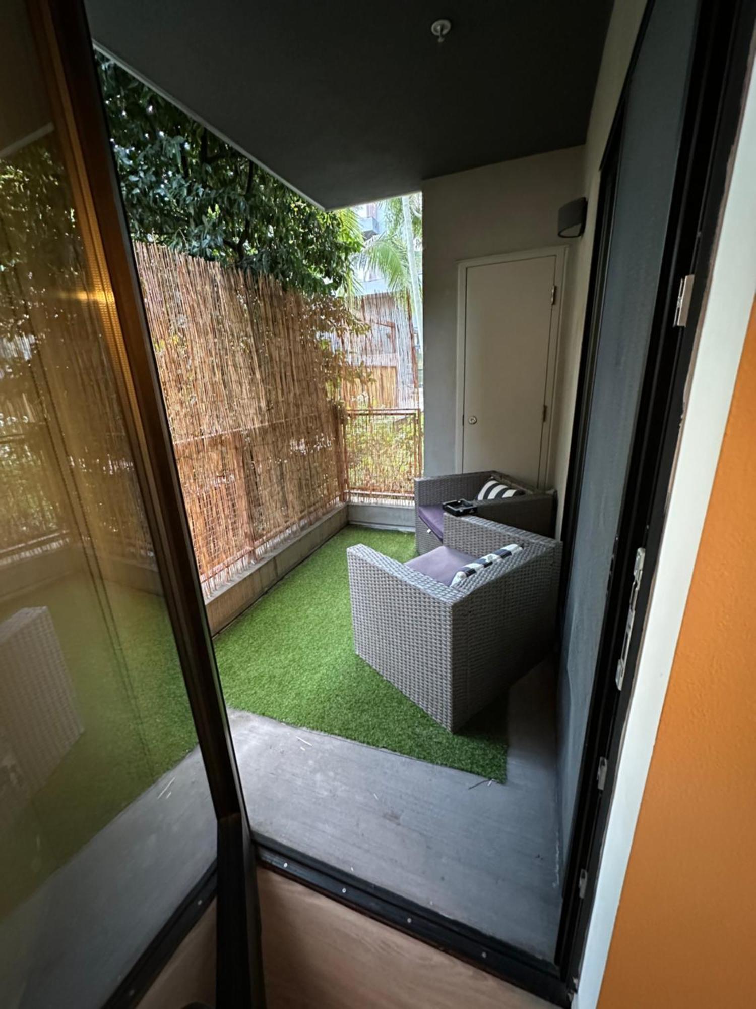 Noho 1br W Parking Appartement *